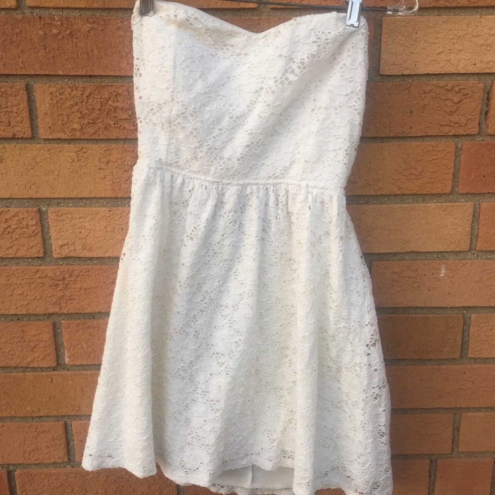 STRAPLESS WHITE LACE DRESS - Picture 3 of 8